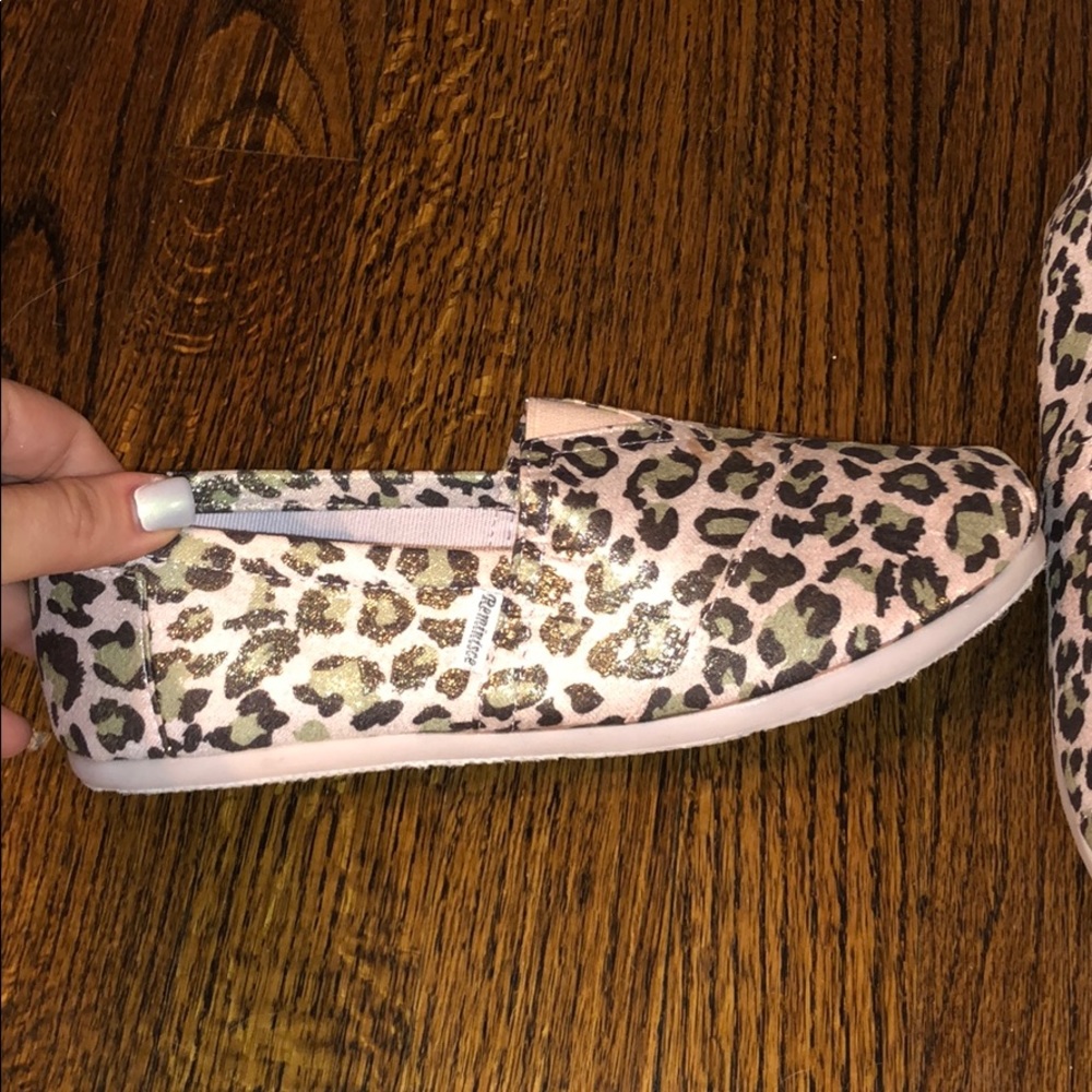 Leopard flats - Picture 2 of 5